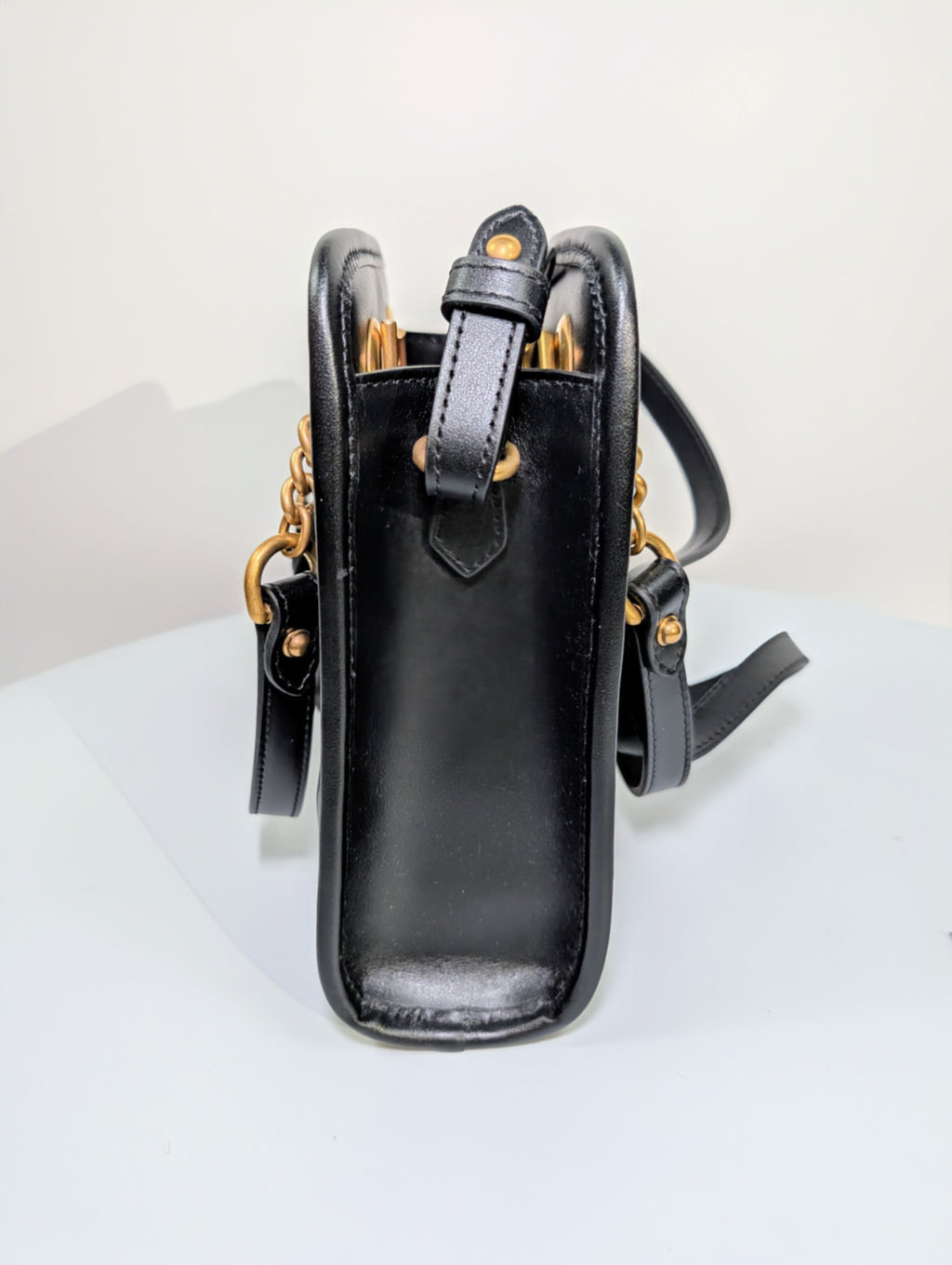 Gucci Black Leather GG Marmont Matelassé Mini Shoulder Bag
