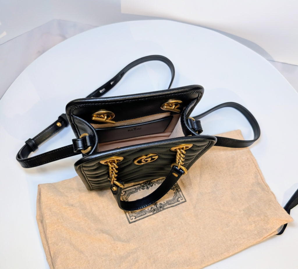 Gucci Black Leather GG Marmont Matelassé Mini Shoulder Bag