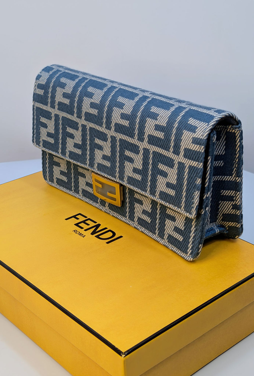 Fendi Blue and White Woven Denim-Effect FF Jacquard Baguette (NWT) Wallet on Chain