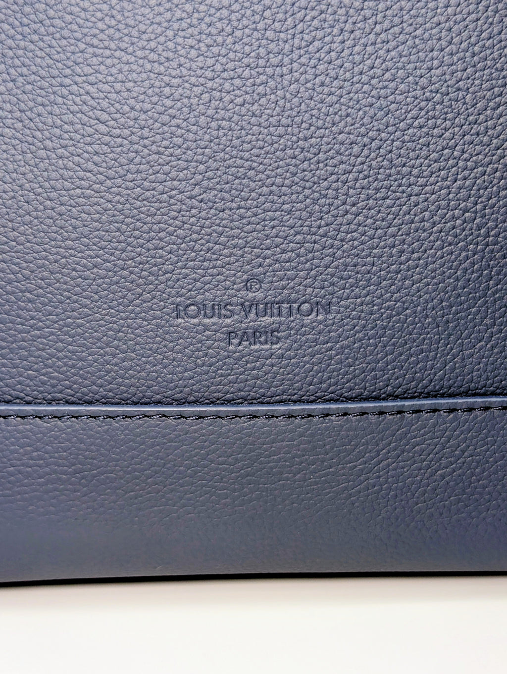 Louis Vuitton Marine Blue Calfskin Aerogram Messenger Crossbody Bag NWT